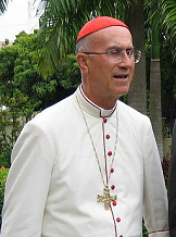 Cardenal Tarcisio Bertone